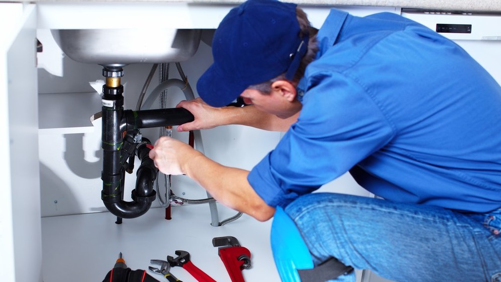 plumber pic – cropped
