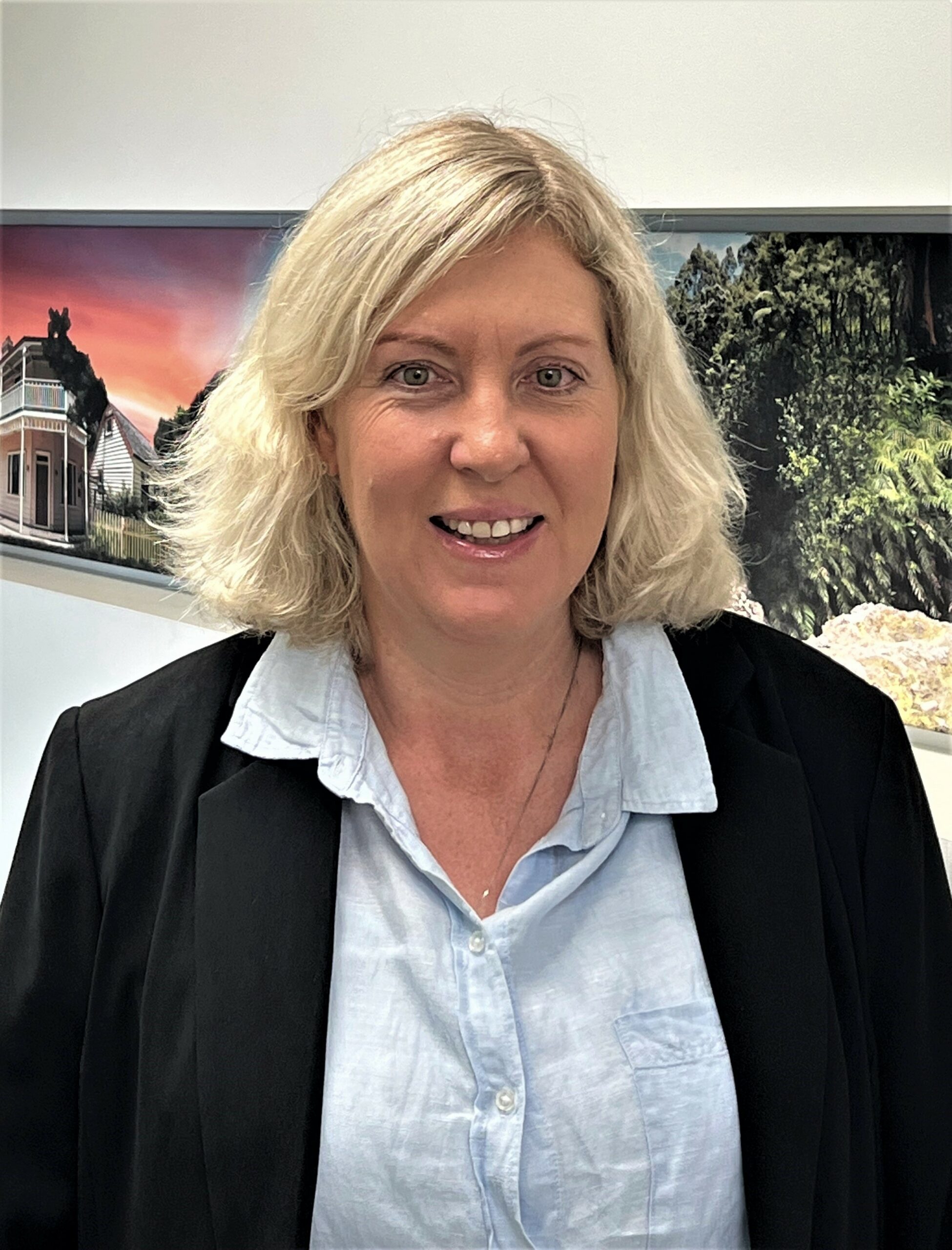 Emma – leadership photo – cropped